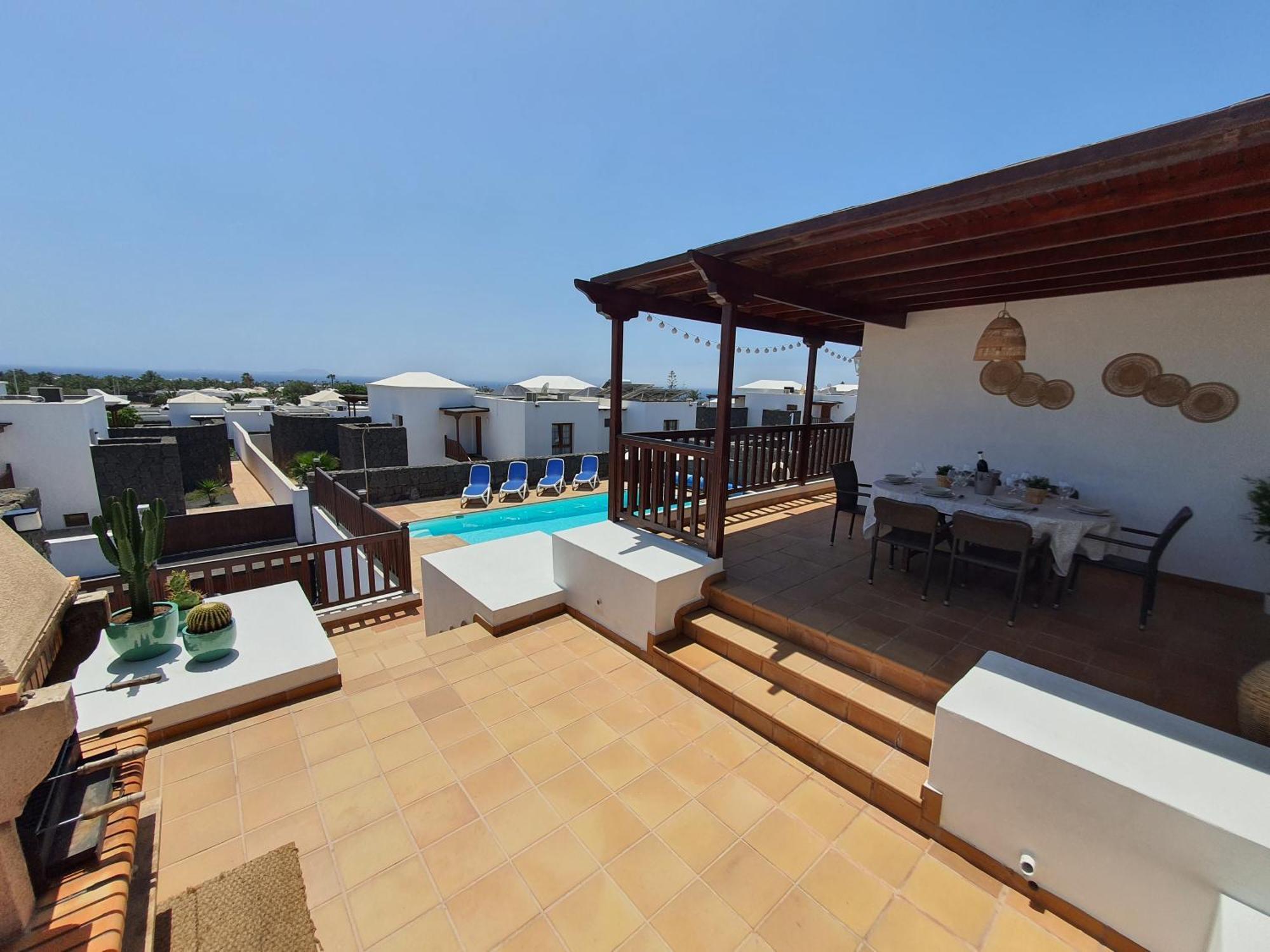 Lujosa 4 Hab Piscina, Jacuzzi Y Vistas Mar Villa Playa Blanca (Lanzarote)